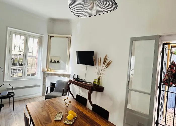 Charmante 3 Zimmer, Stadtwohnung Lejlighed Menton